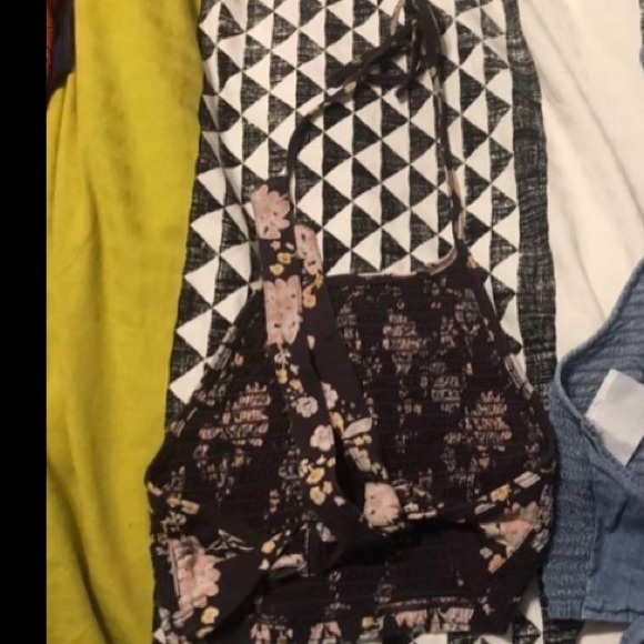 Crop top - Picture 2 of 2